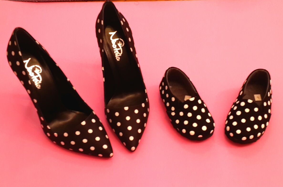 Siyah Beyaz Puantiye Stiletto Anne Ogul Ayakkabi Anne 37 Numara Cocuk 25 Numara Ninaperla Anne Ogul Ayakkabi Ninaperla Urun Baslik Tasarim Ayakkabilar