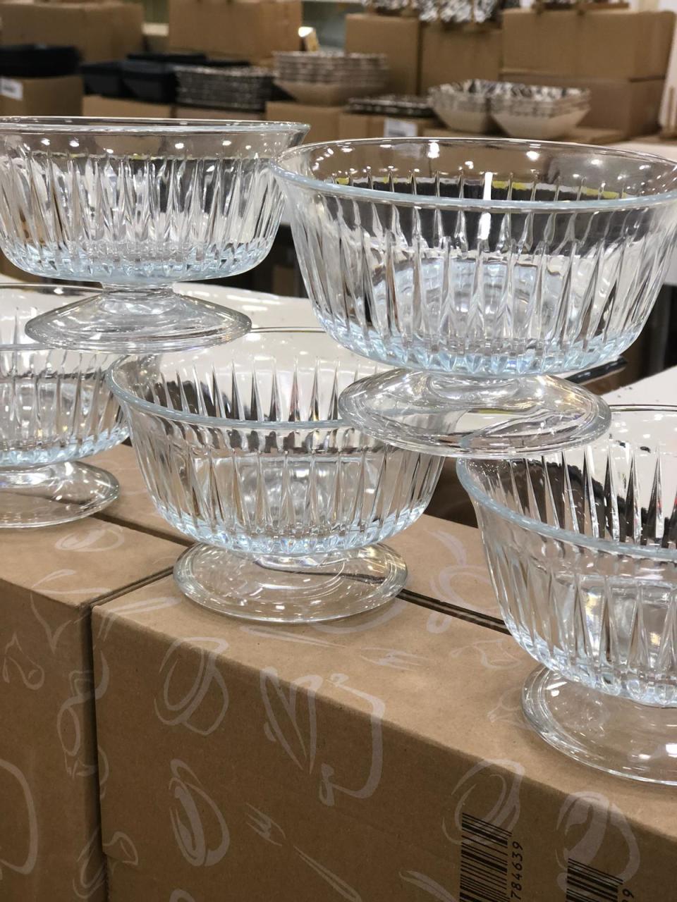 Paşabahçe Frezya Ayaklı Kase 6 Lı L 59 90 Tl L 59 90 Tl L Kase çerezlik Meyvelik Dondurmalık
