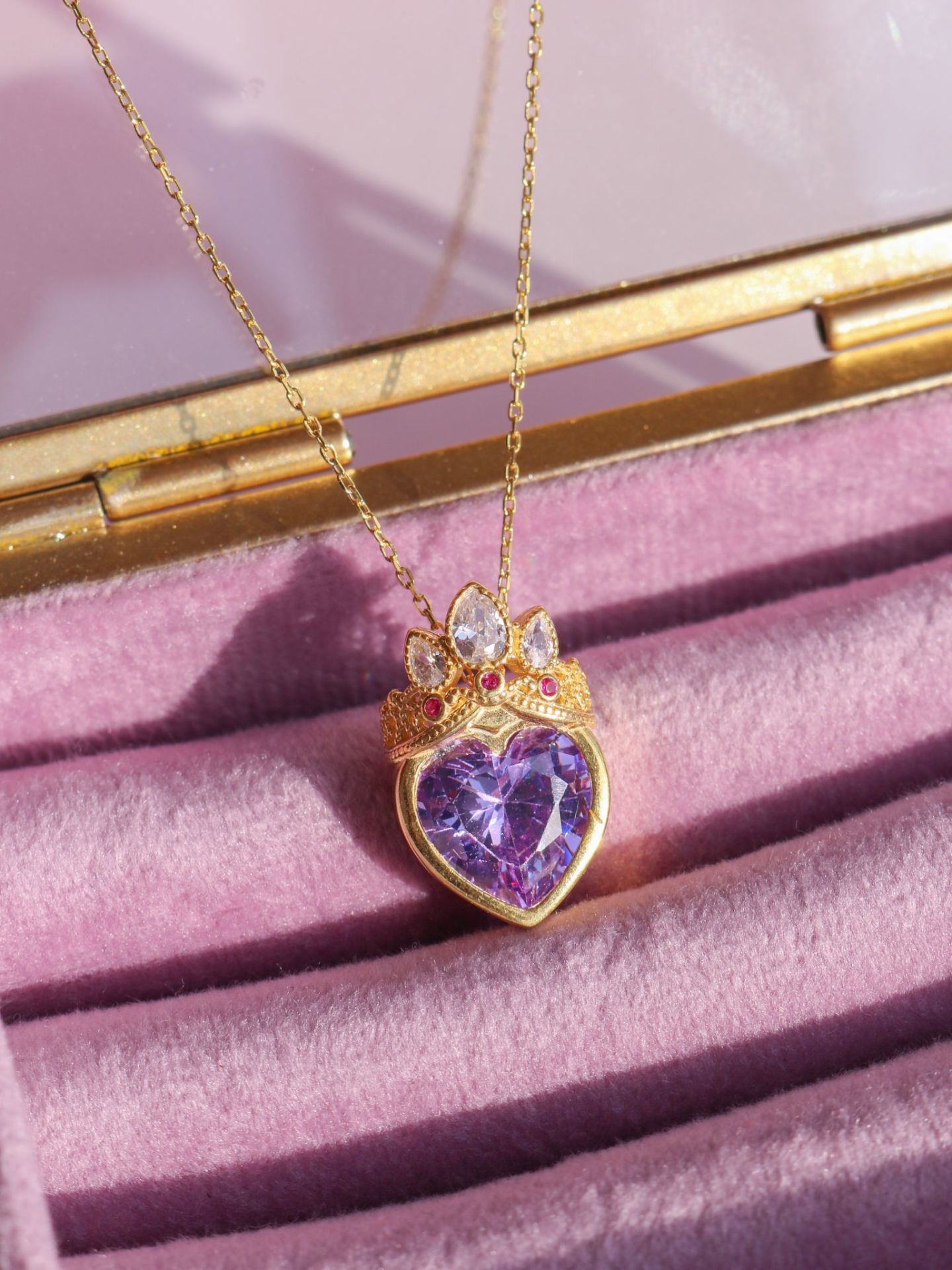 crown heart necklace