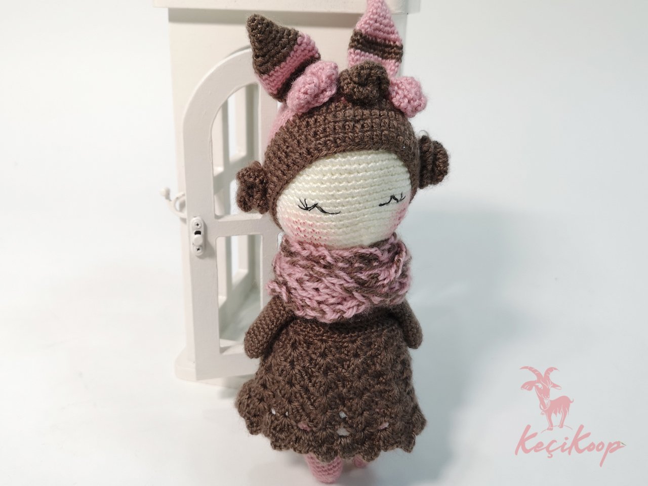 Amigurumi Aleyna Bebek (Kahverengi) Amigurumi Aleyna Bebek (Kahverengi)