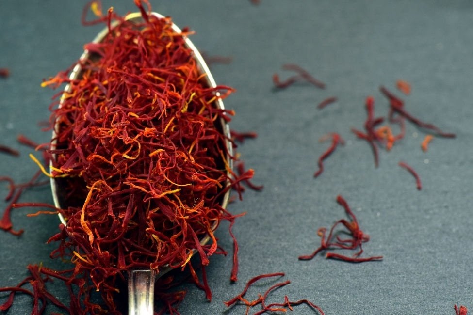 What are the benefits of saffron?