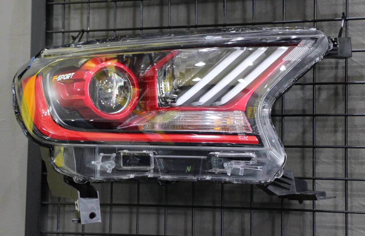 Ford Ranger T7 Fsport Far Seti Kirmizi