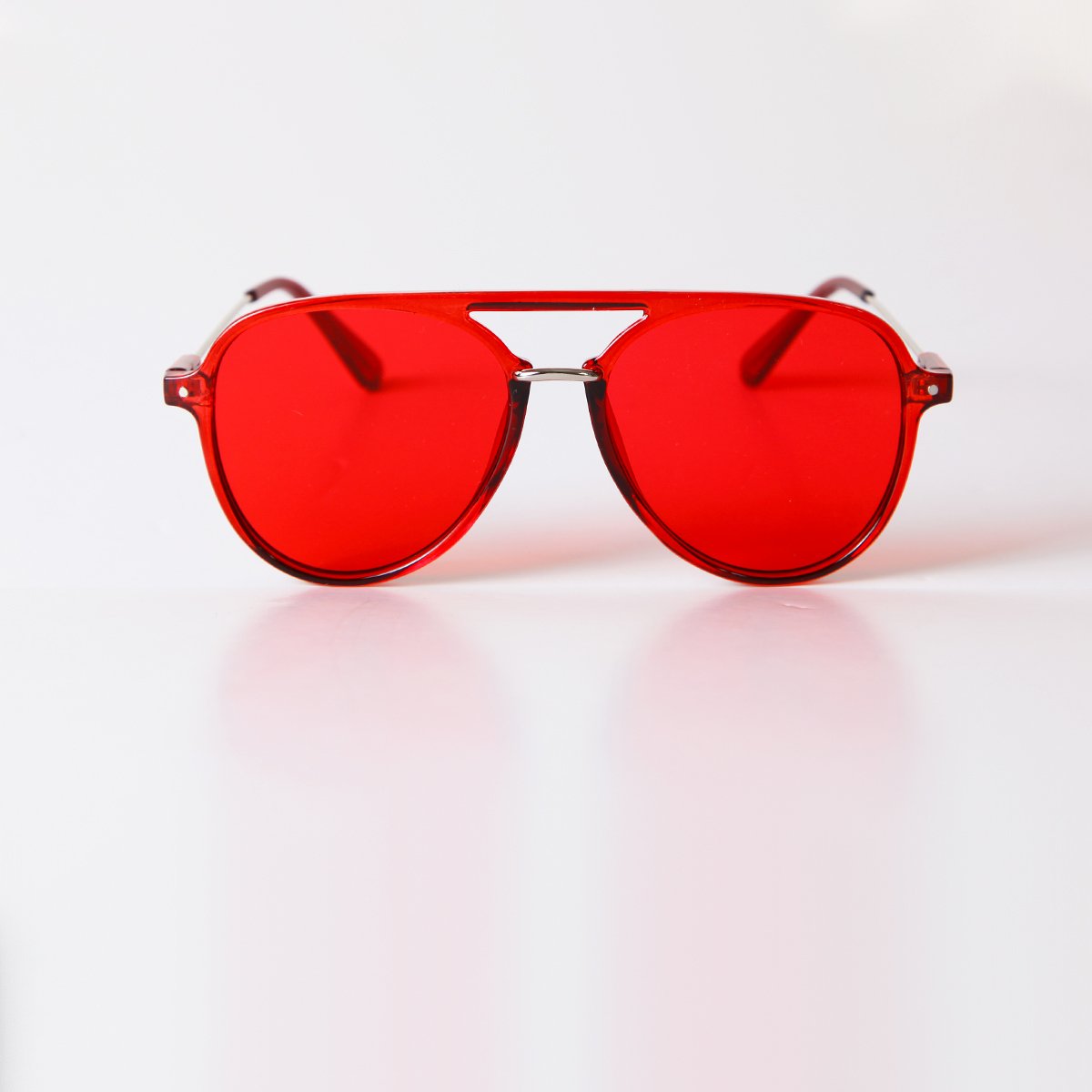 Kap In Retro Gunes Gozlugui Kirmizi Camli Gunes Gozlugu Imaj Gozlugu Seffaf Gozluk 130 00 Tl