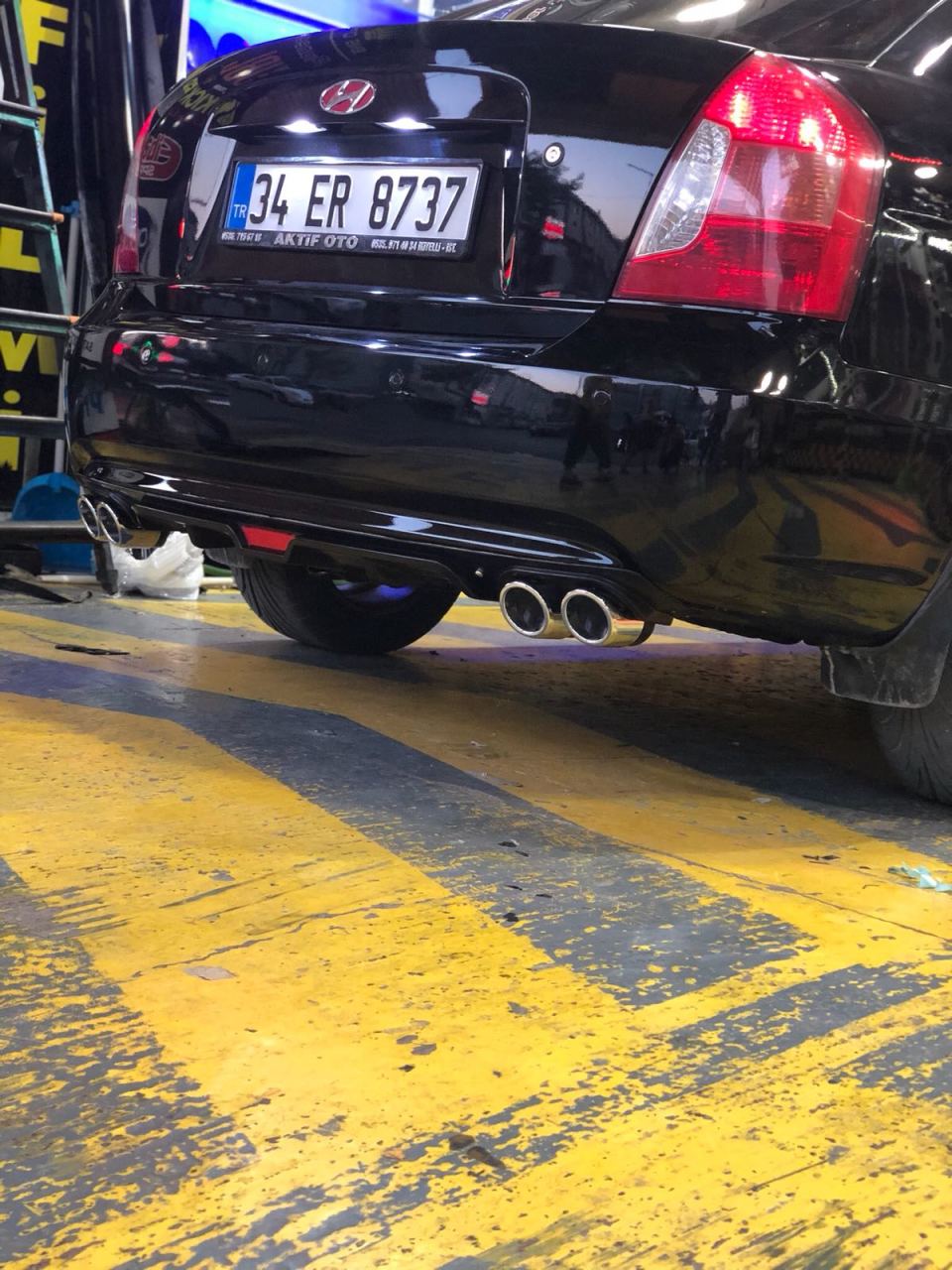 hyundai era arka tampon difuzoru gri 4 cikis