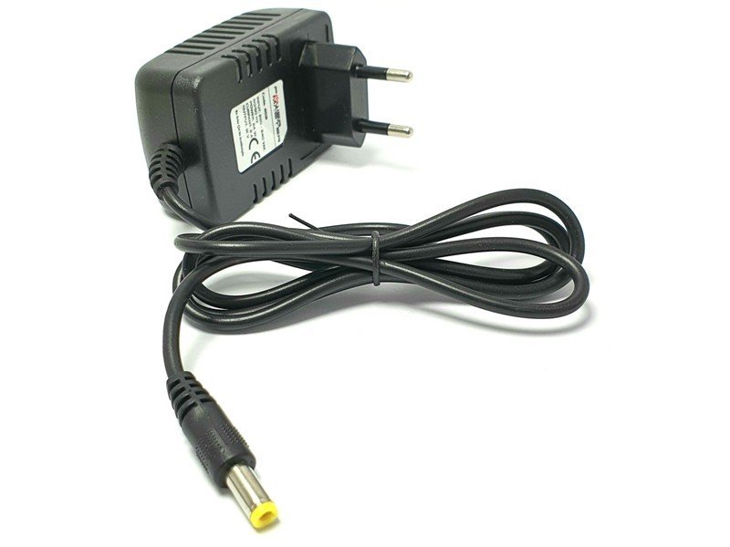 Powermaster 12Volt 2Amper Adaptör 5.5x2.5mm Jak Fişli